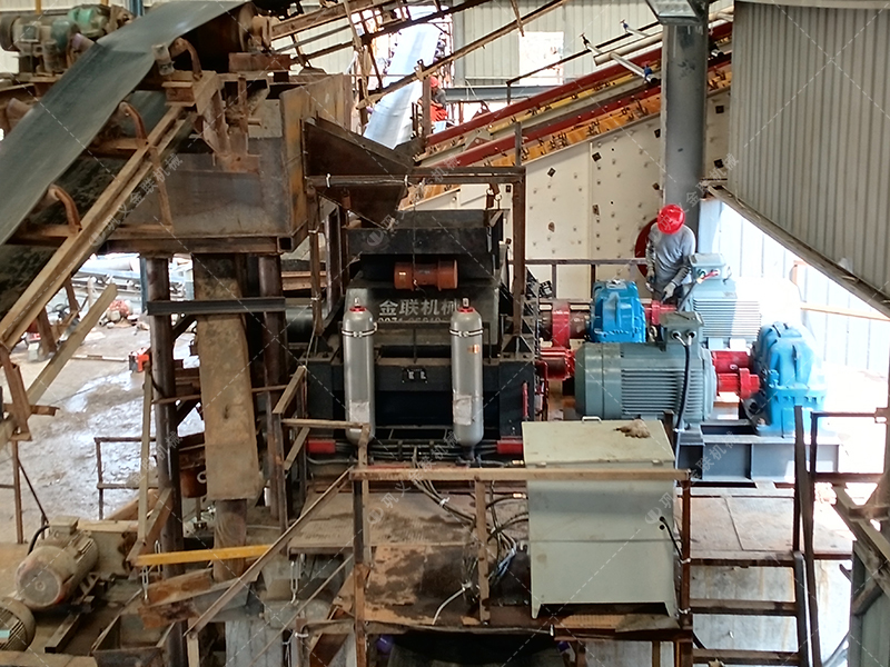 時產100噸和200噸的石灰石生產線，選擇的液壓對輥91视频免费看黄片有何不同？